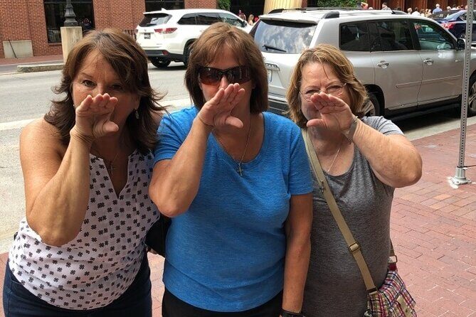 Scavenger Hunt in Providence by Wacky Walks - An In-Depth Look at the Providence Scavenger Hunt Experience