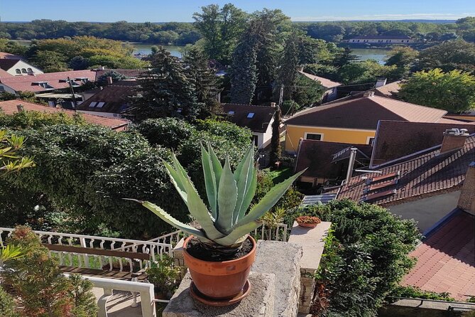 Scenic Danube River Bend Hills & the Art Town: Private Car Tour - Customer Reviews