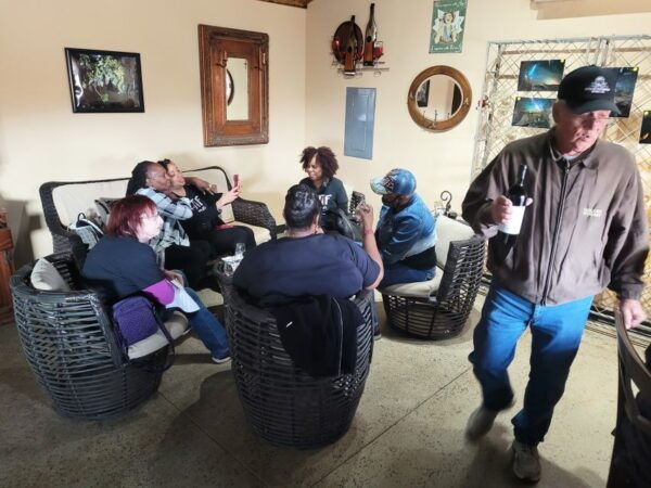 Scenic Desert Wine, Distillery Tastings/Brewery/RT66 & Lunch - Pickup and Transportation