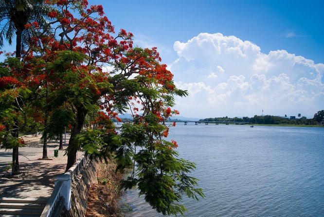 Scenic Dragon Boat Trip On Perfume River - Hue City - Highlights of Perfume River