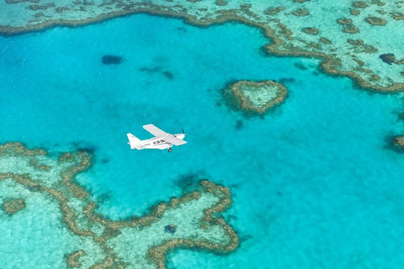 Scenic Flight Heart Reef, Whitehaven beach from Airlie Beach - Why see the Whitsundays from the air?
