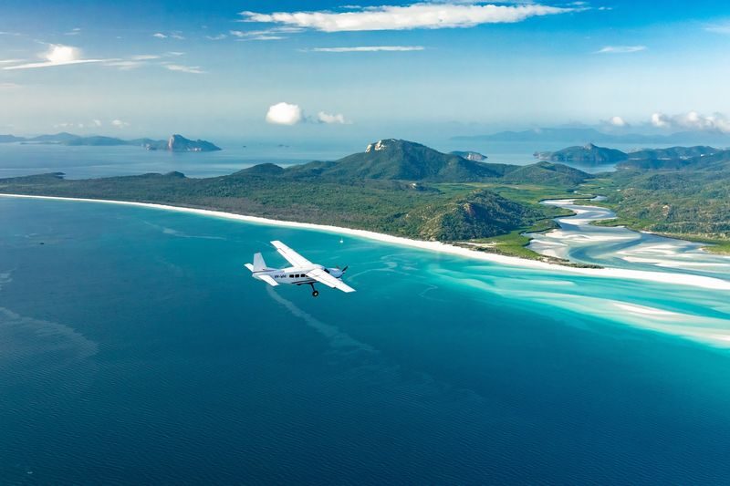 Scenic Flight Heart Reef, Whitehaven beach from Airlie Beach - From Whitsunday Airport to the islands