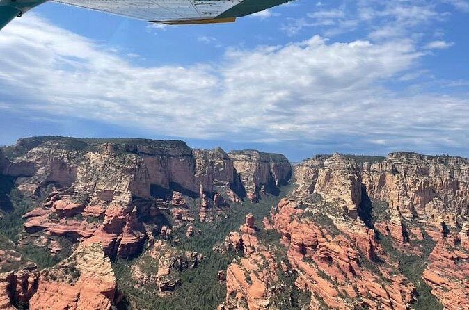 Scenic Flights Over Sedona - Who Will Love This Tour? 