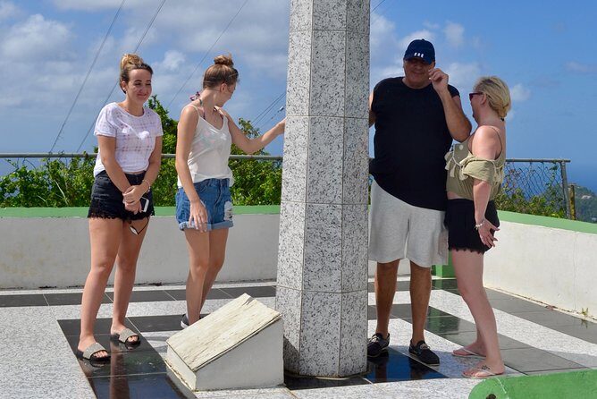 Scenic Historical Tour to Fort Charlotte and Queens drive from IV Tours - The Sum Up  