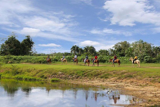 Scenic Horseback Riding Tour from San Juan - The Guides and the Experience