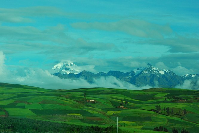 Scenic Journey From Cusco to Puno by Bus Including Hotel Transfers - Traveler Tips for the Journey