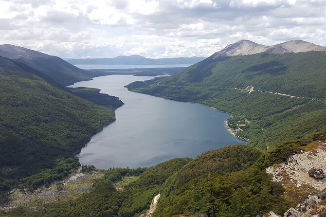 Scenic Lakes Tour: Delightful Private Adventure - Itinerary Details