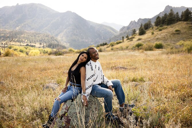 Scenic Mountain Photoshoot in Boulder, Colorado - Booking and Pricing Details