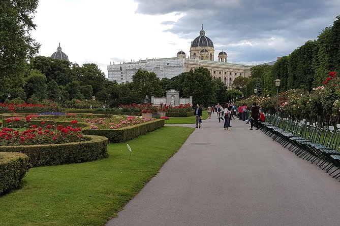 Scenic Private Transfer From Prague to Vienna or Vienna to Prague - Booking and Reservations