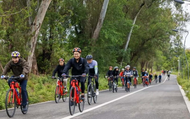 Scenic ride! Cycle around Chengdu on the Ecological Greenway - Who Will Enjoy This Tour?