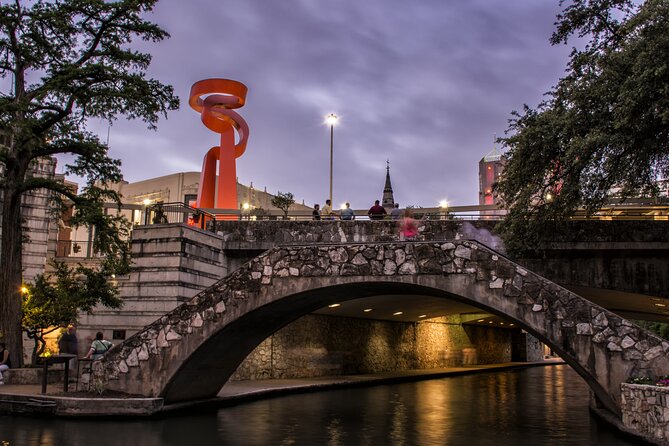 Scenic San Antonio Small Group Night Tour W/Riverwalk Boat Cruise - Common Questions