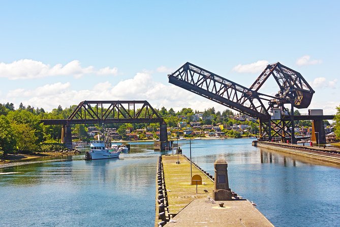 Scenic Seattle Panoramic Tour - Group Tour With Local Guide