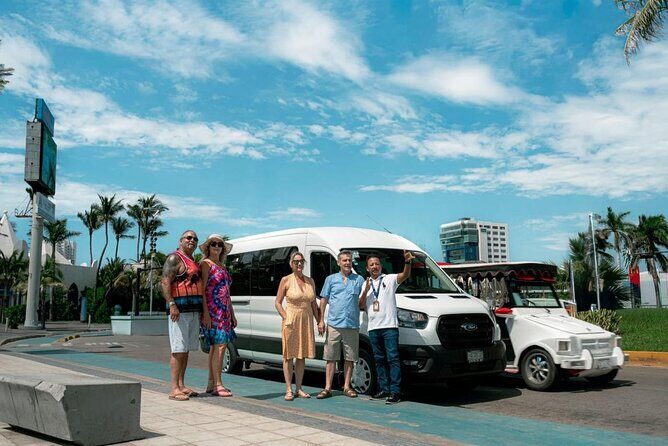 Scenic Tour in Traditional Vehicle Pneumonia in Mazatlan - FAQ