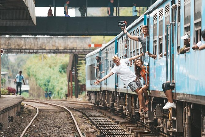 Scenic Train Ride to Ella With Kandy City Tour - Itinerary Highlights