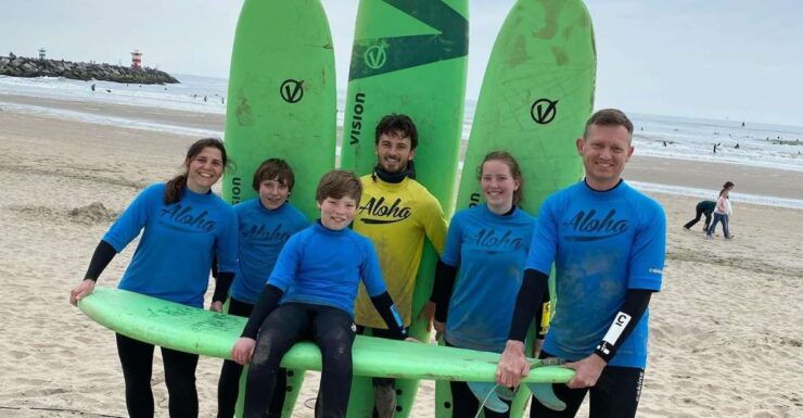 Scheveningen Beach: 1,5 Hour Surf Experience for Families - Experience