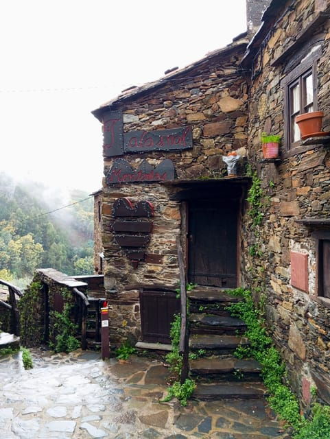 Schist Villages and medieval castles tour - Medieval Castles: Stepping Back in Time