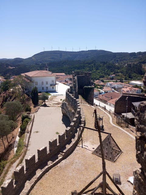 Schist Villages and medieval castles tour - Optional Traditional Lunch