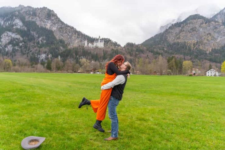 Schwangau: Private Photoshoot at Neuschwanstein Castle - Key Points