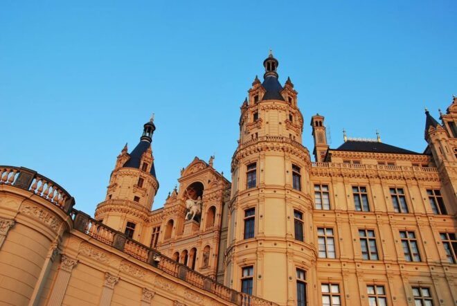 Schwerin Private Guided City Tour - Museum Schloss Schwerin