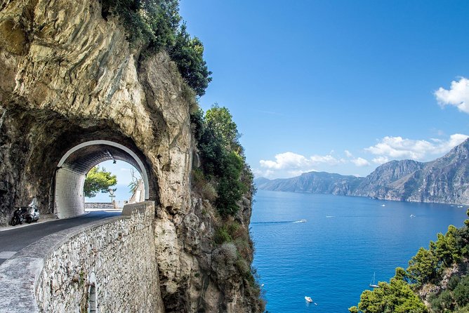 Scooter Rental on the Amalfi Coast - The Sum Up
