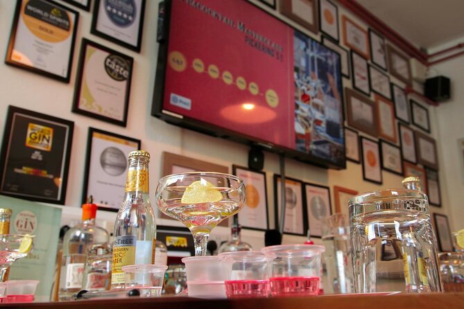 Scottish Gin Experience in Edinburgh Distillery - The Sum Up