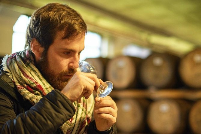 Scottish Gin & Whisky Distillery Experience - Private Day Tour - Exploring Scottish Gin Distilleries