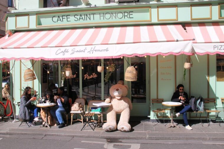 Screen to Streets: A TV Show-inspired Walking Tour of Paris - Bridging Cultural Divides: Insights From the Tour