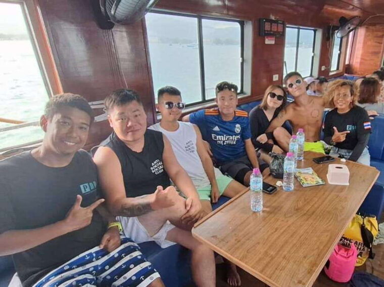 Scuba Diving Refresher(3 Dives) - Equipment and Services
