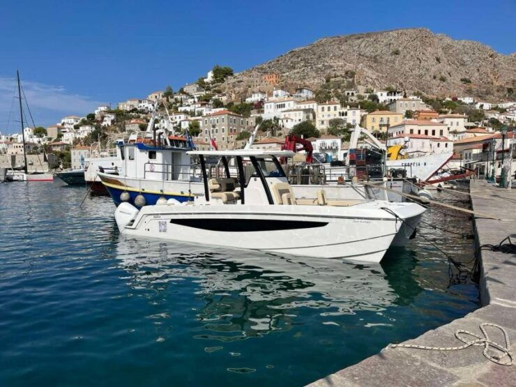 Sea Runner - Explore The Blue For A Day (Private) - Good To Know