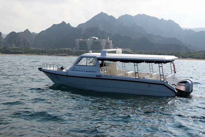 Sea Wonders Dolphin Watching and Snorkeling in Muscat - Maximum Traveler Capacity