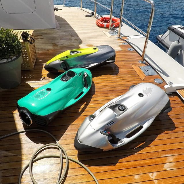 SEABOB RENT | Professional Electric Underwater Scooter Hire - Marine Exploration