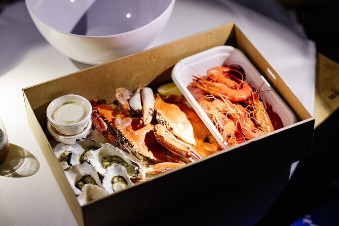 Seafood Sunset Paddle Tour on Lake Macquarie - FAQs