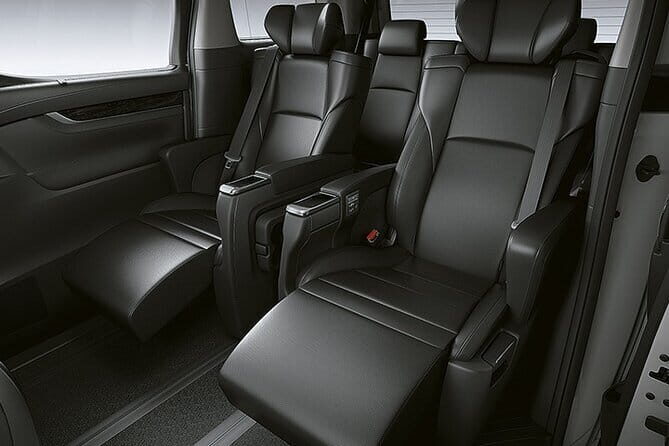 Seamless Transfer: Kuala Lumpur City Hotel to KLIA (KUL) Airport - A Close Look at the Transfer Experience