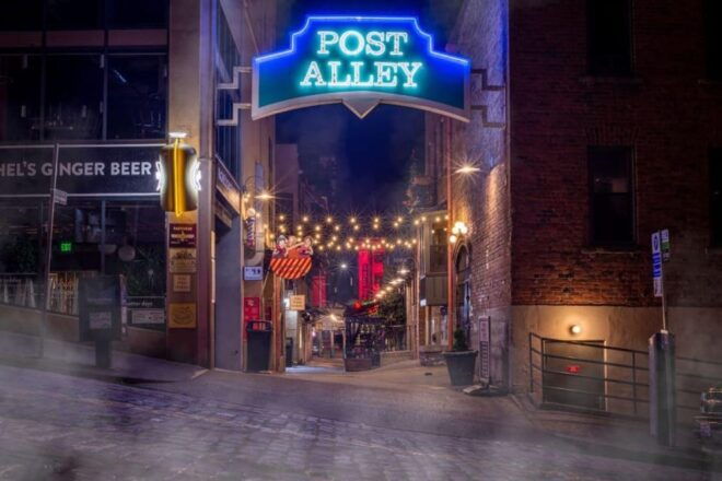 Seattle: Boos and Booze Haunted Pub Crawl - Participant Requirements