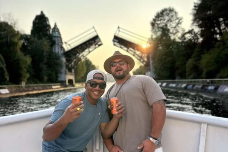 Seattle: Lake Union Happy Hour Cruise - A Detailed Look at the Lake Union Happy Hour Cruise