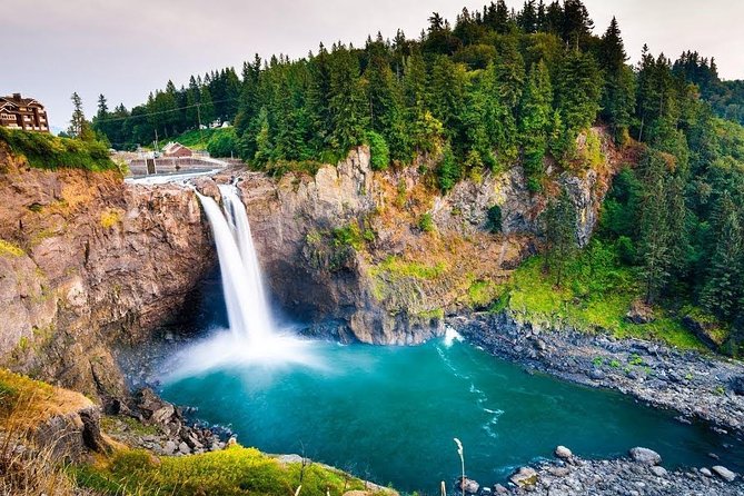 Seattle Private Car and Limo Service - Inclusions and Services