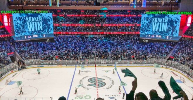 Seattle: Seattle Kraken Ice Hockey Game Ticket - Meeting Point