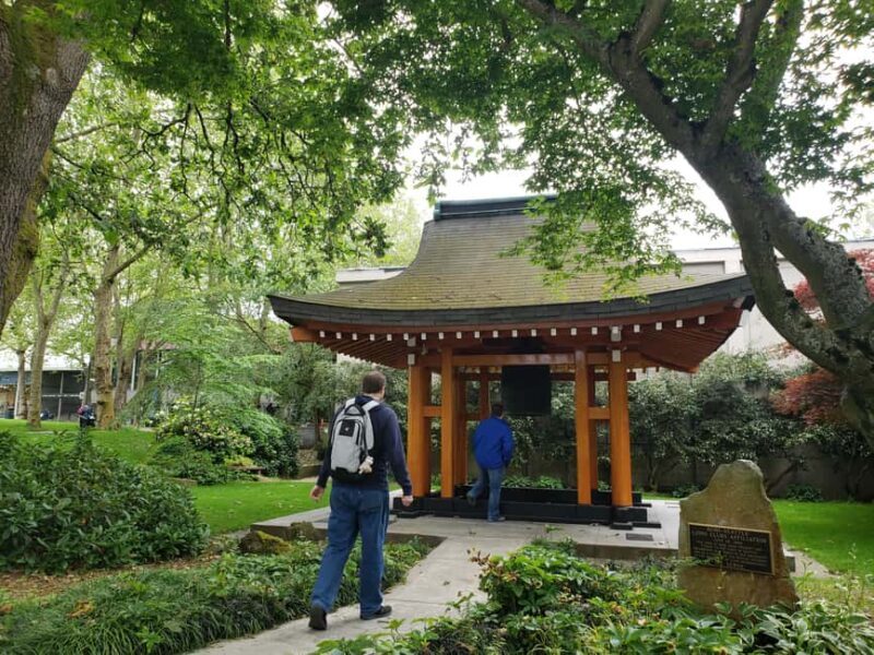 Seattle: Space Needle & Seattle Center Private Tour - Good To Know