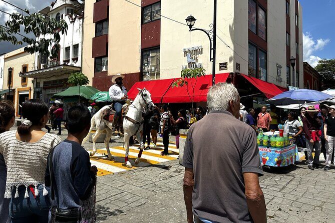 Secret Food Tours Oaxaca de Juarez in Mexico - Moving to Mercado Benito Juarez