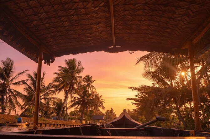 Secret Village Canoeing in Alleppey Backwaters - What Makes This Tour Stand Out?