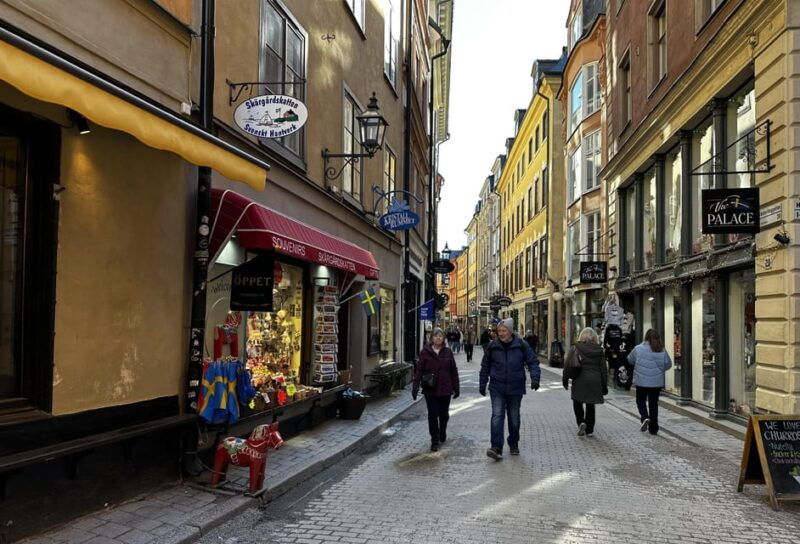 Secret Walking Food Tour Stockholm Old Town - Good To Know