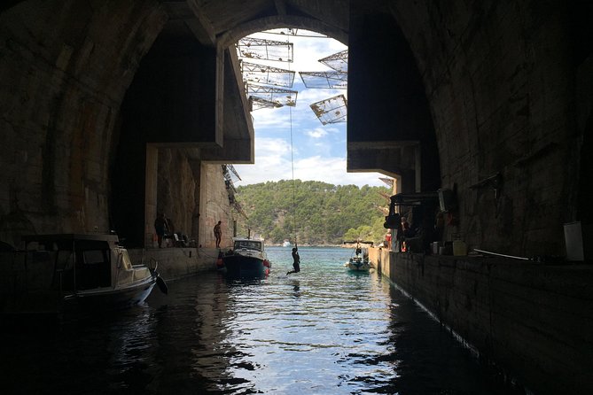 Secrets of Brac and Solta - Off the Beaten Track Croatia - Underwater Shipwreck Snorkeling