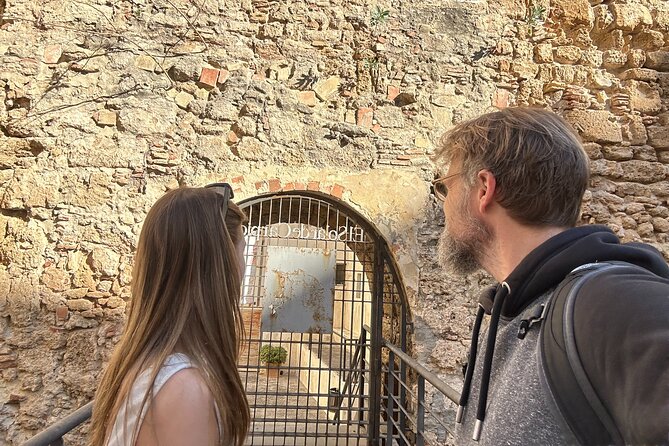 Secrets of Cadiz Self Guided Exploration Game - Meeting and Pickup