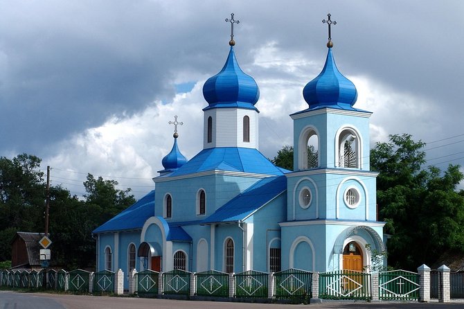 Secrets of Chisinau Courtyards Tour - Good To Know