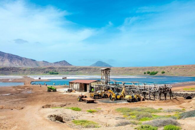 Secrets of Sal Island 4x4 Tour With Pedra Da Lume Salt Lake - Customer Reviews