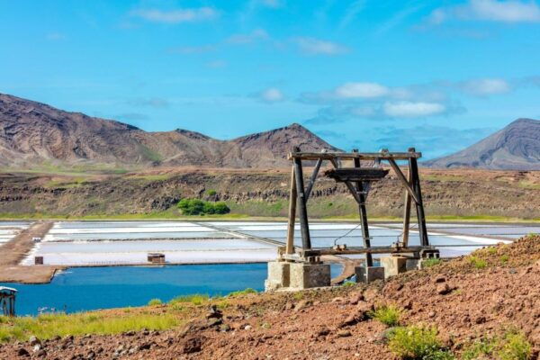 Secrets of Sal Island 4x4 Tour With Pedra Da Lume Salt Lake - The Sum Up