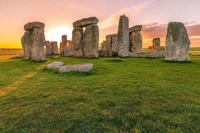 Secrets of Stonehenge Private Half-Day Tour From Bath - Stonehenge Secrets