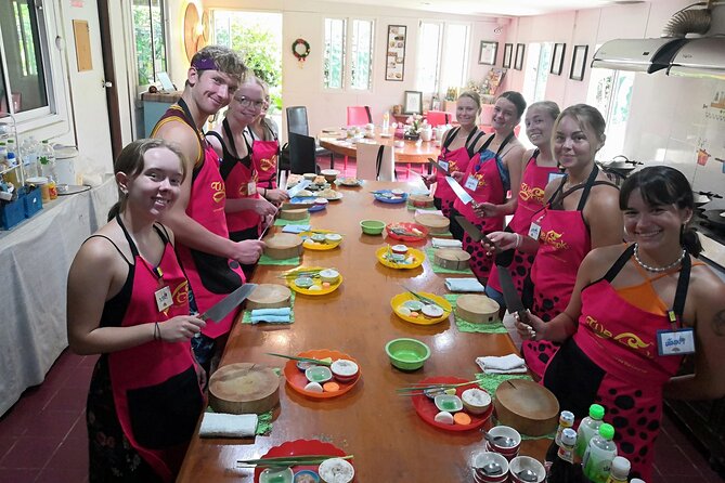 Secrets of Thai Cooking and Have Fun With a Market Tour From Chiang Mai - Common Questions