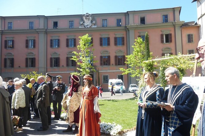 Secrets of Viterbo:A Self-Guided Audio Tour - Meeting and End Points