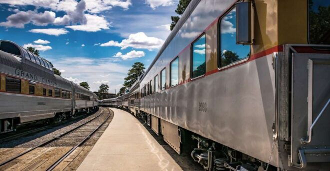 Sedona: Grand Canyon Railway Full-Day Scenic Rail Tour - Ride Through the Painted Desert and Colorado River Gorge